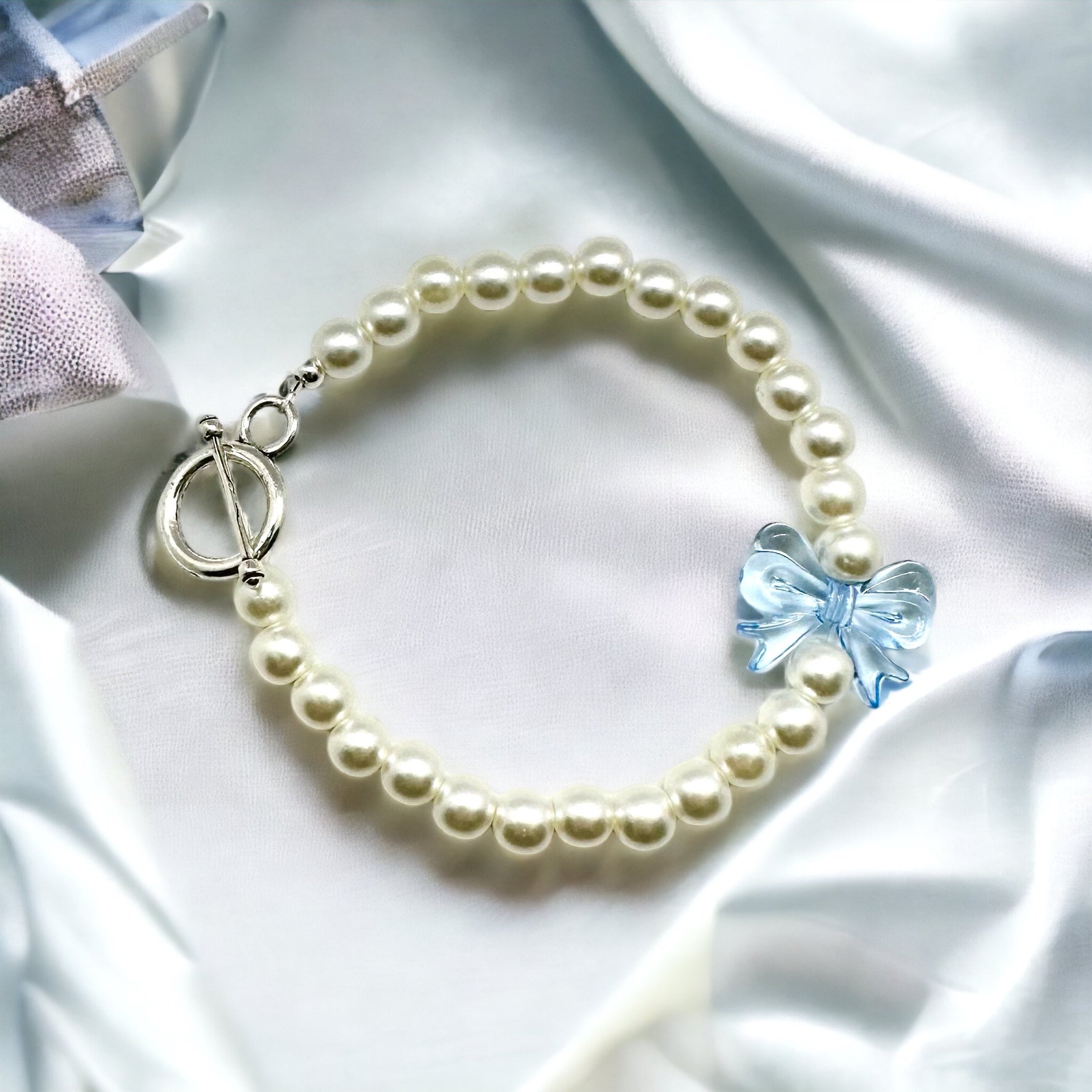 Pearl Bracelet with Acrylic Ribbon Beads