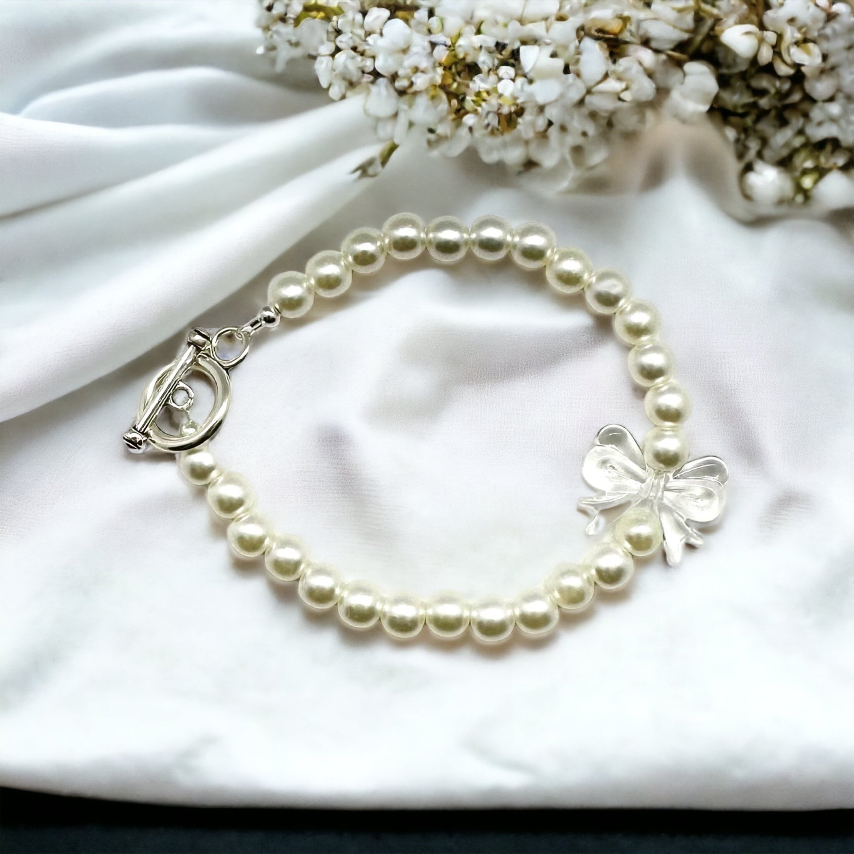 Pearl Bracelet with Acrylic Ribbon Beads