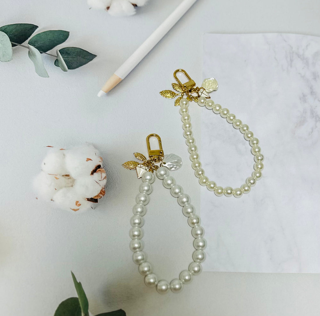 Keychain AirPods Charming Pearl
