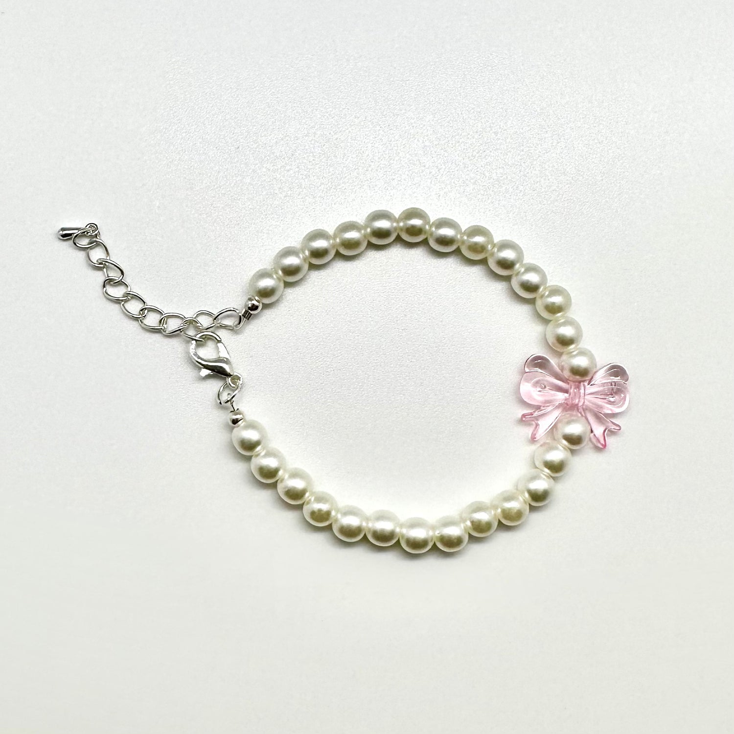 Pearl Bracelet with Acrylic Ribbon Beads