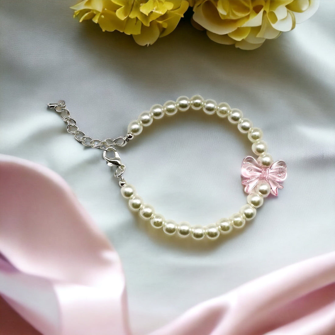 Pearl Bracelet with Acrylic Ribbon Beads